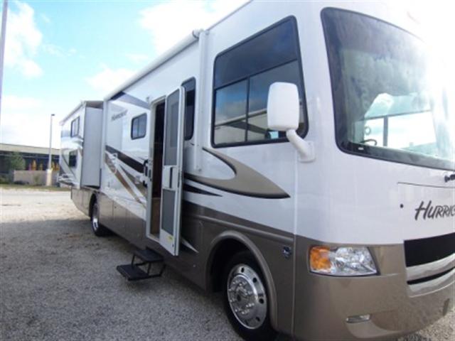 New 2010 Fourwinds Hurricane 34B Class A - Gas For Sale